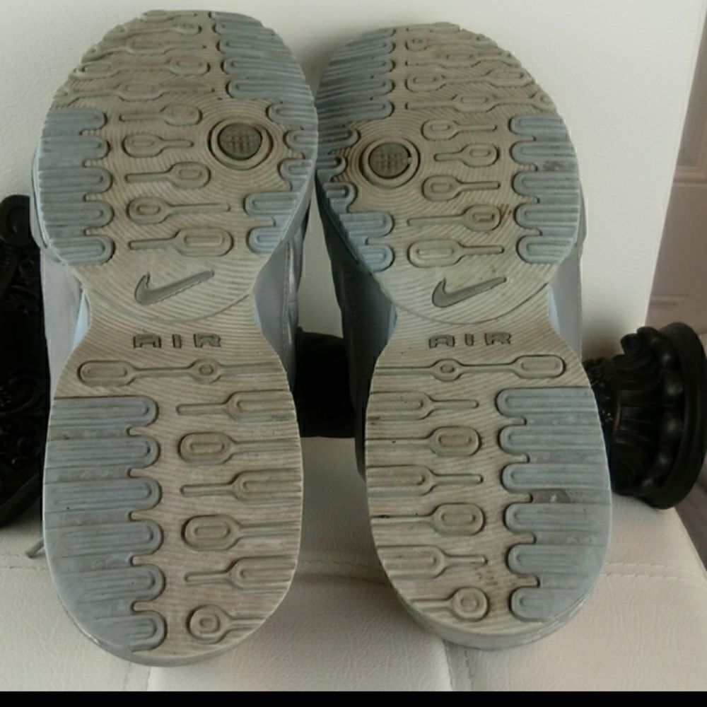 Nike Air Silver Cross training athletic shoes - Picture 5 of 8